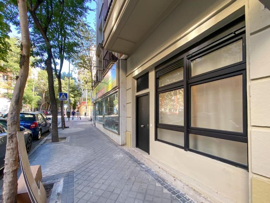 Oasis Urbano En El Corazon Financiero / Castellana Madri Exterior foto